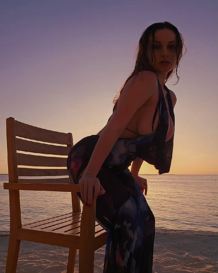 Sexy girl Miranda Faith nude in Ufa