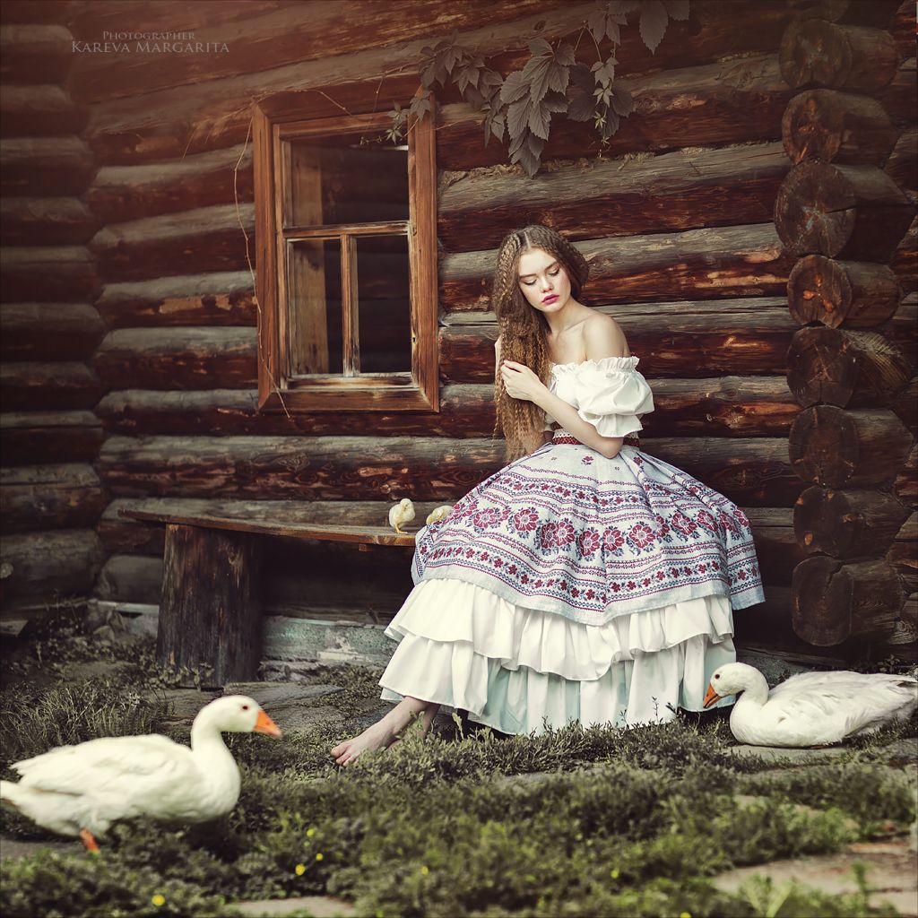 Women in Slavic costumes in Ufa