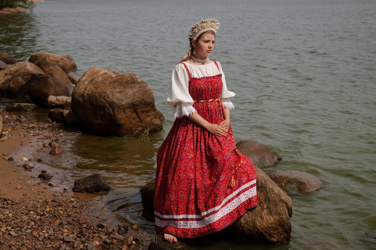 Women in Slavic costumes in Ufa