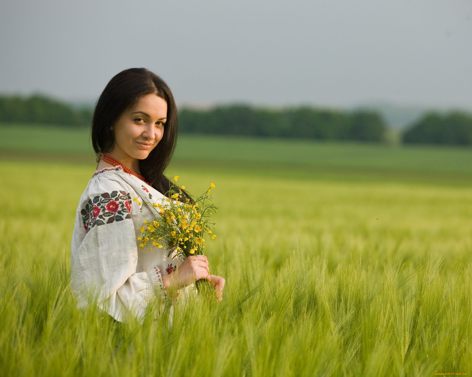 Women in Slavic costumes in Ufa