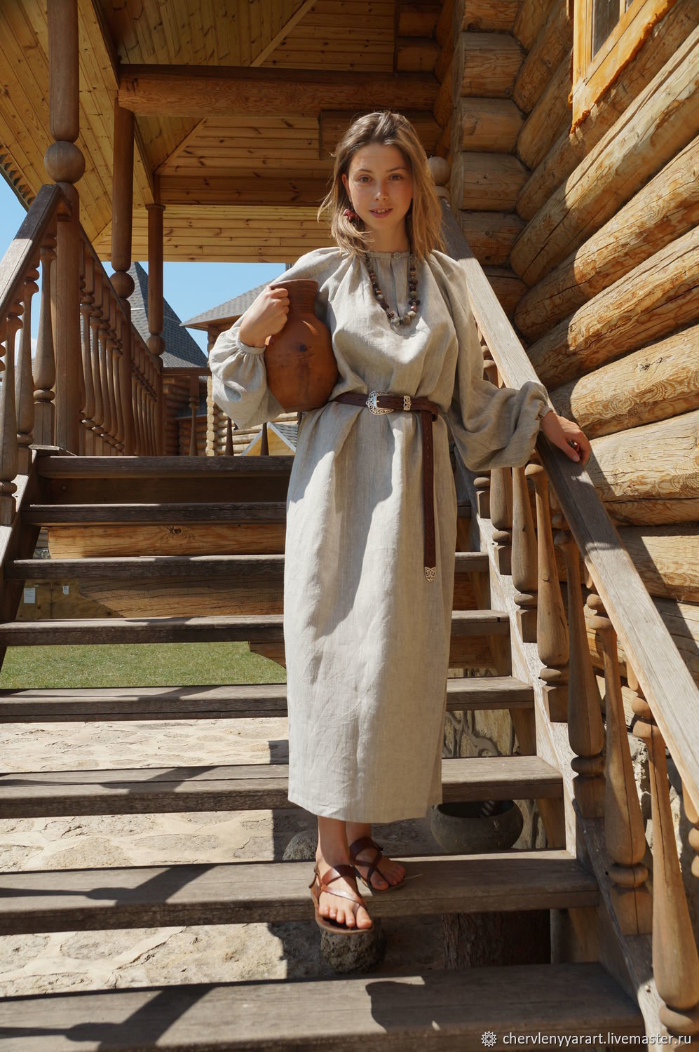 Girls in Slavic costumes in Ufa